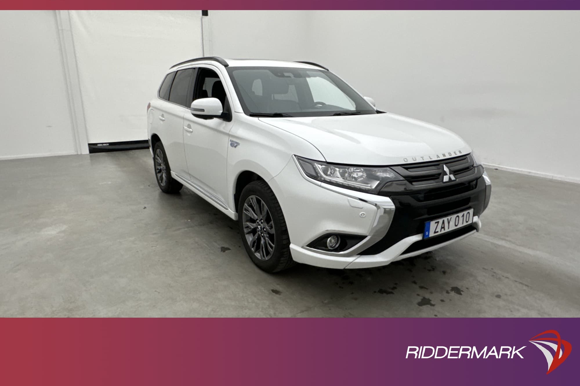 Mitsubishi Outlander PHEV 4WD