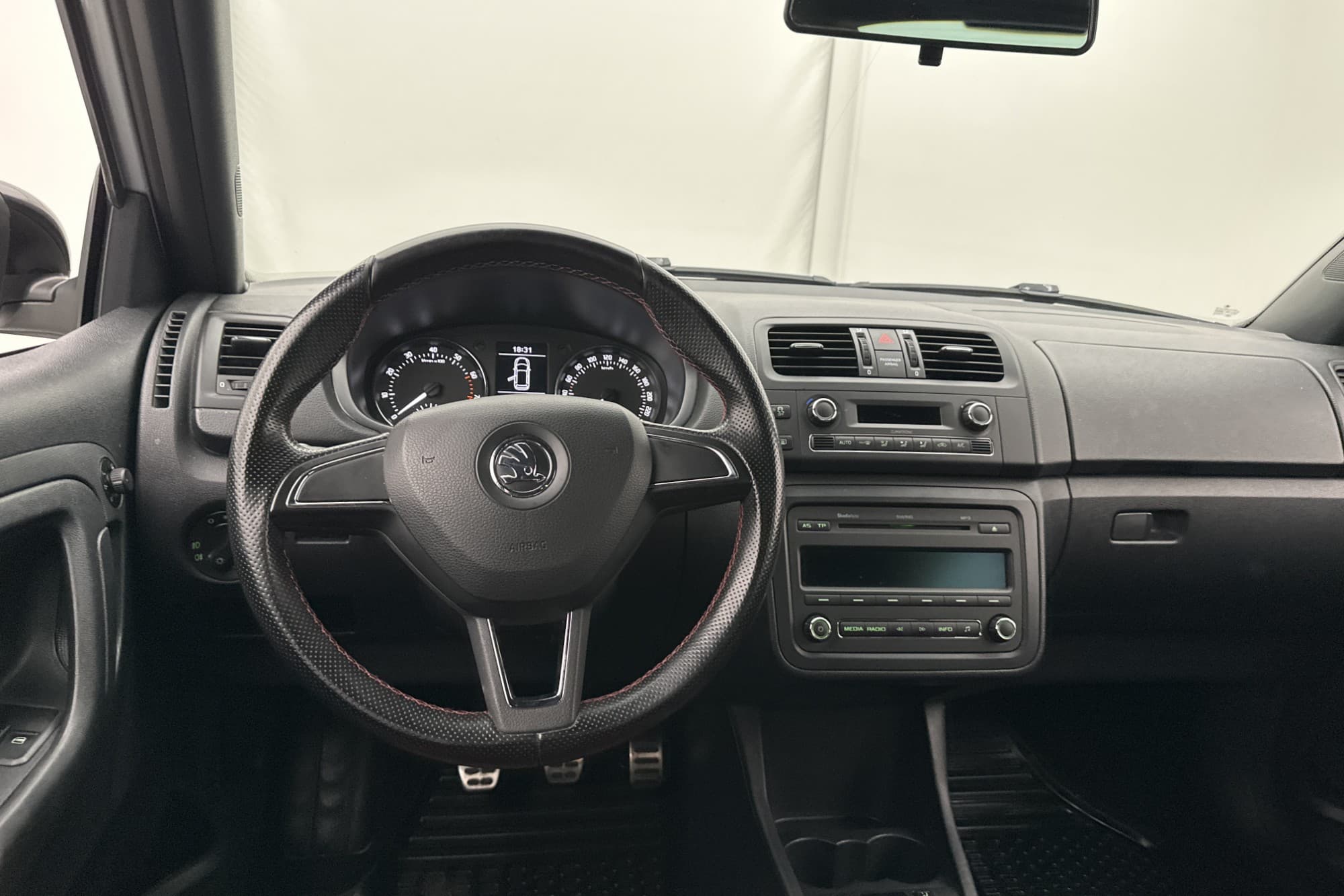 Skoda Fabia 105hk Monte Carlo Farthåll Sensorer Sportstolar