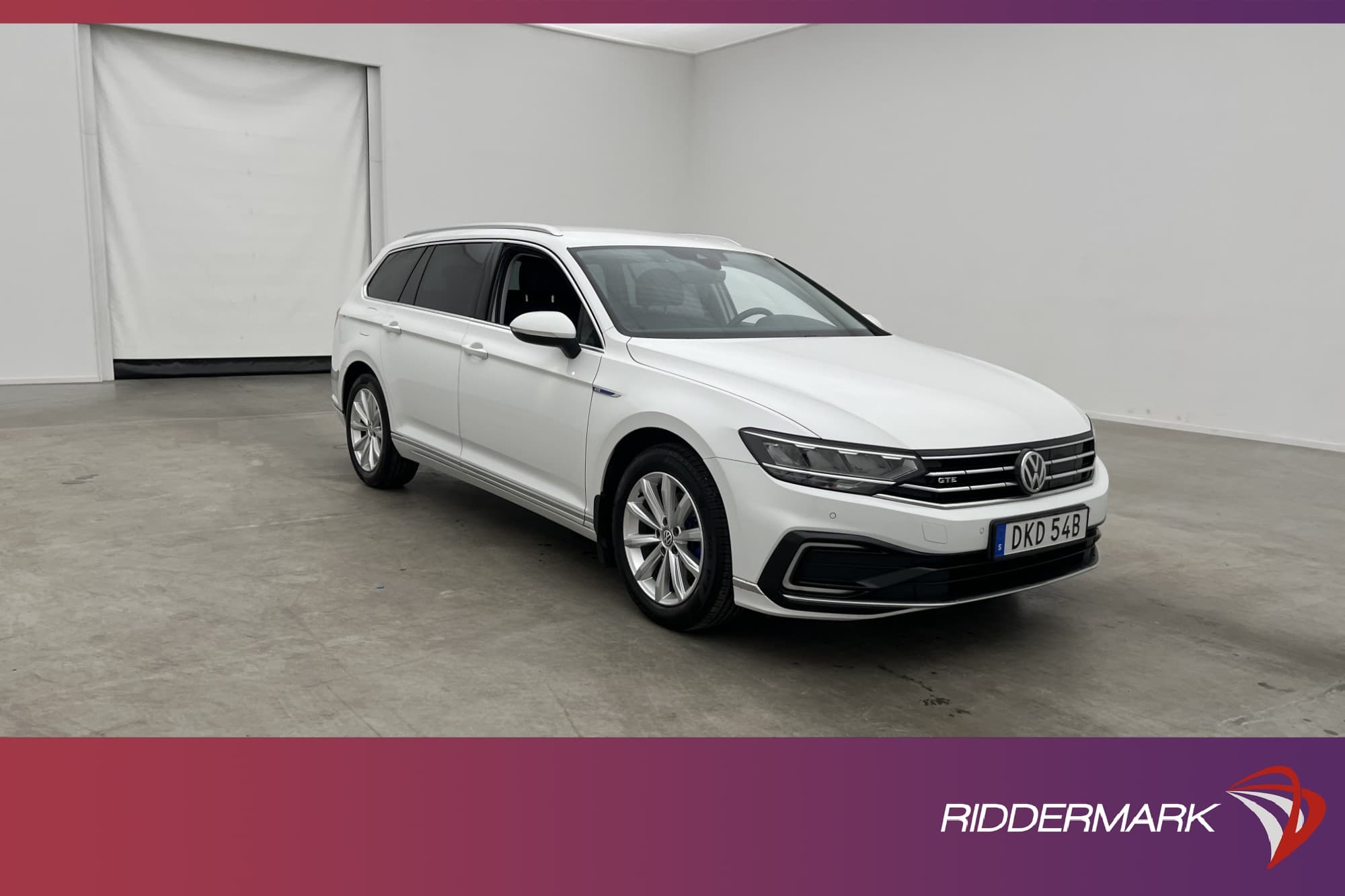 Volkswagen Passat GTE 218hk