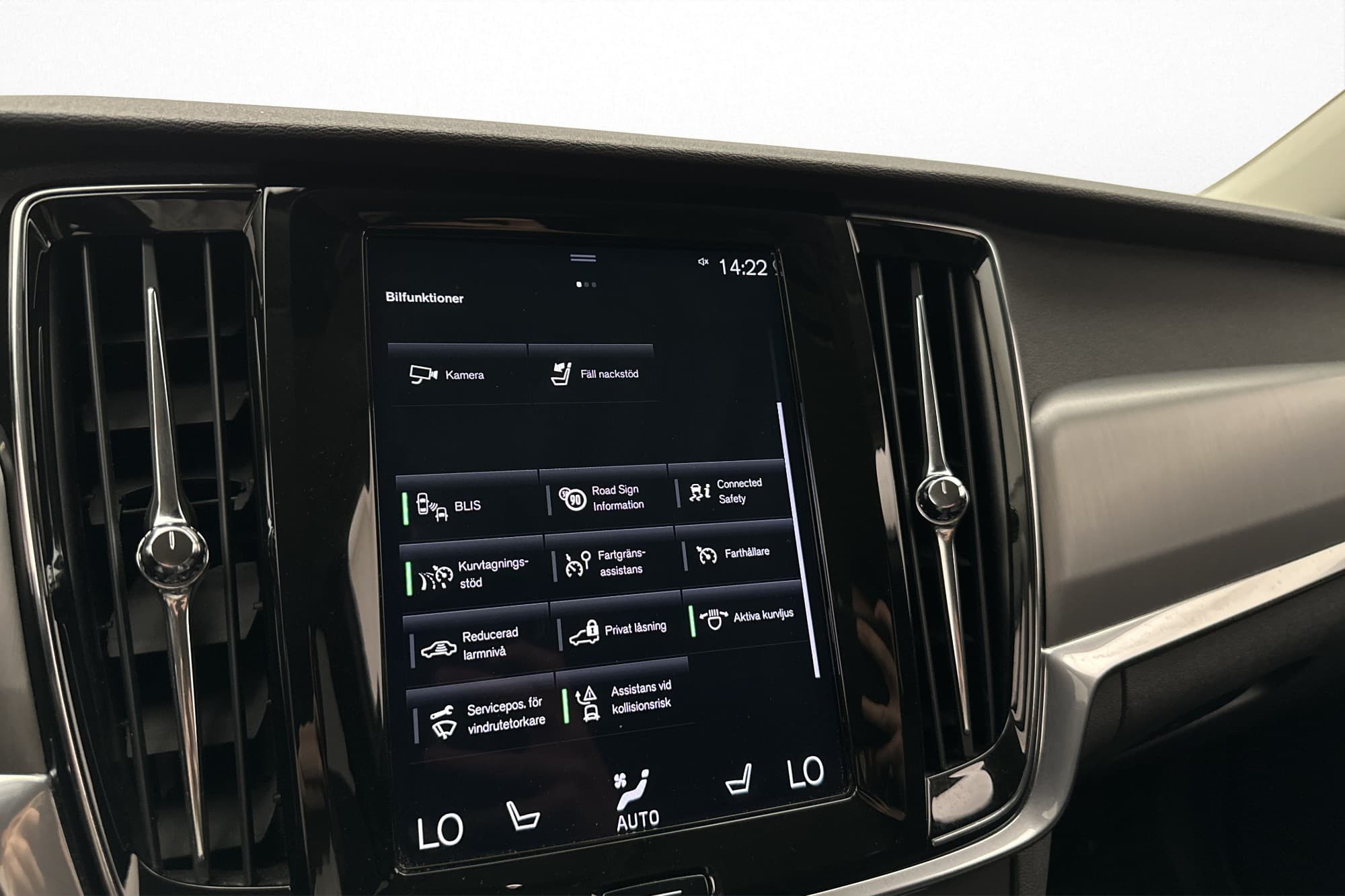 Volvo V90 T8 392hk AWD Värmare CarPlay Kamera Drag Orrefors