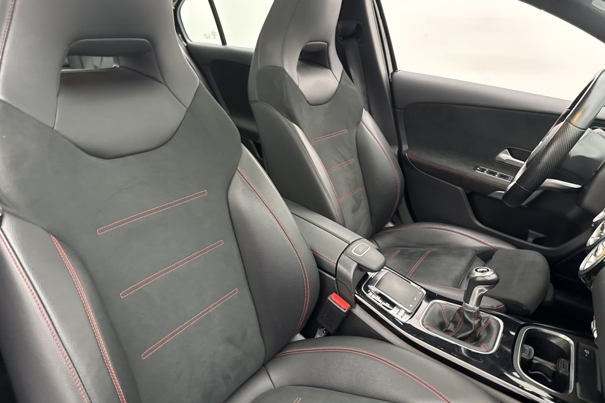 Mercedes-Benz A 180 AMG Pano Kamera Widescreen Navi