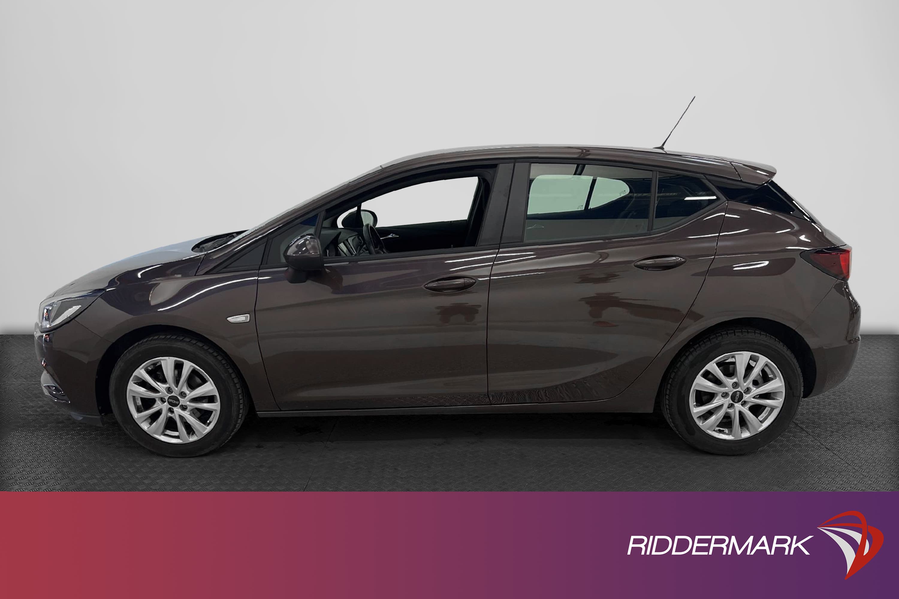 Opel Astra 1.0 105hk