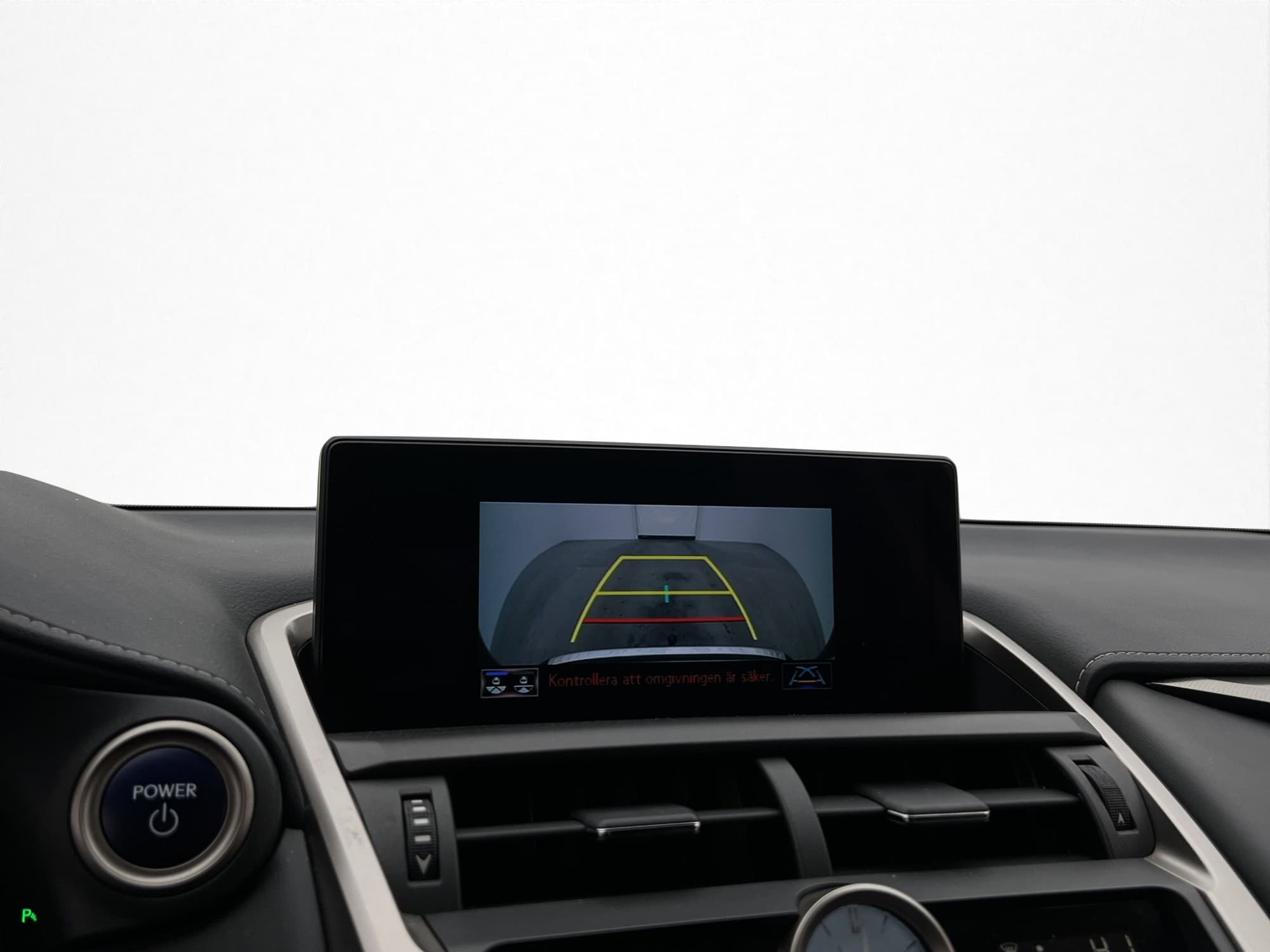 Lexus NX 300h AWD E-CVT Kyushu-Edt Drag Kamera Skinn MOMS