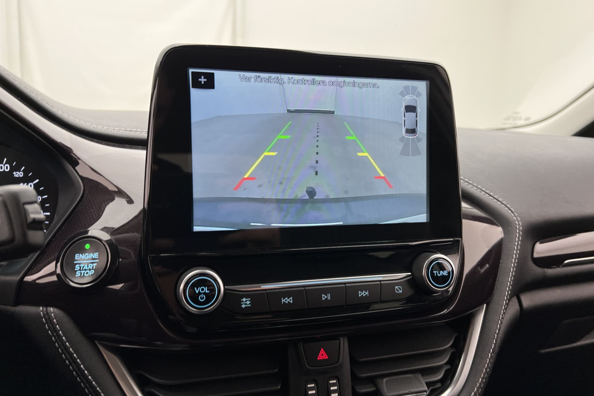 Ford Fiesta 100hk Vignale B&O Kamera Navi Rattvärm Drag
