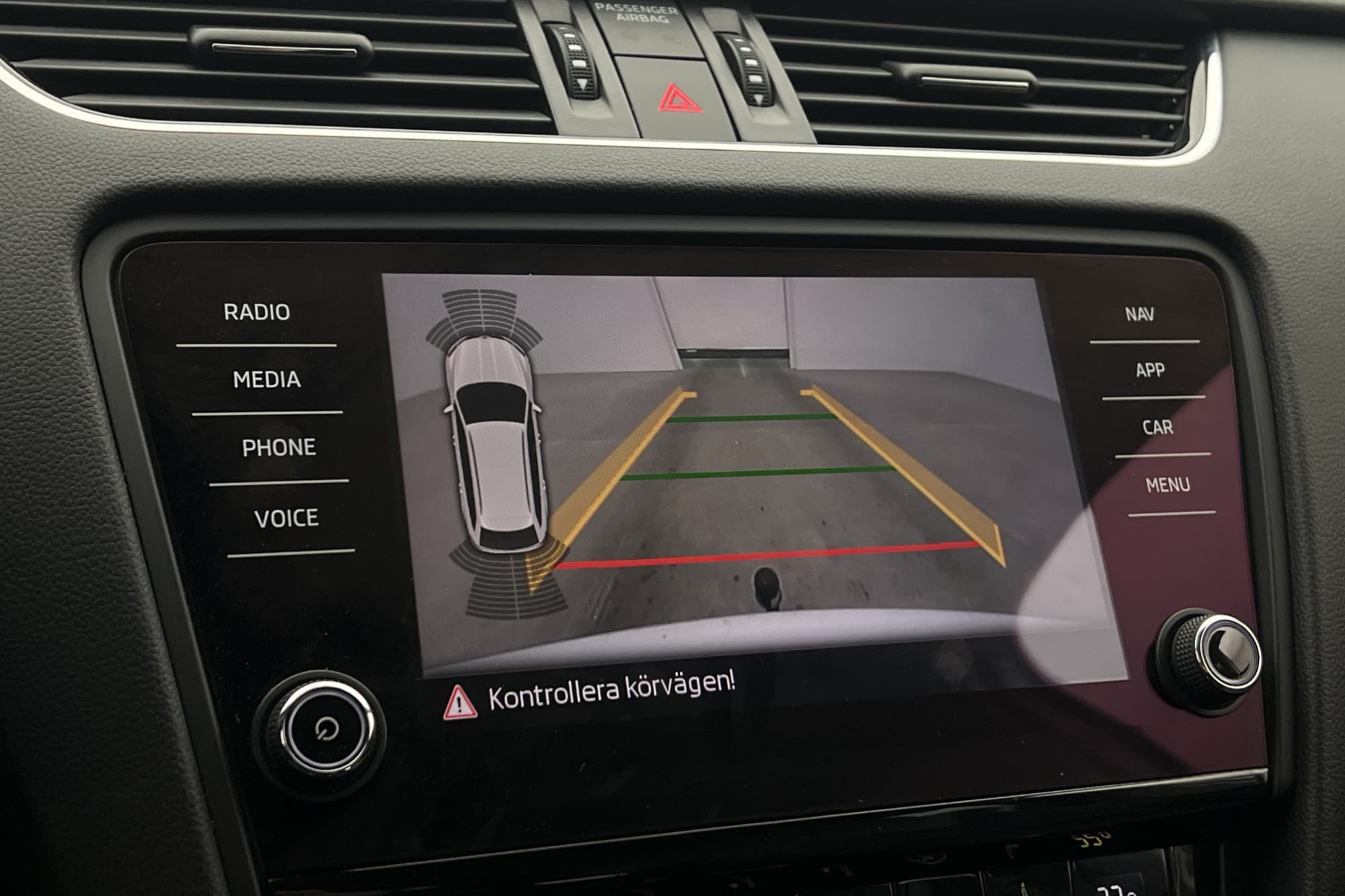 Skoda Octavia 2.0 TDI 4x4 Style Värmare Canton Drag Kamera