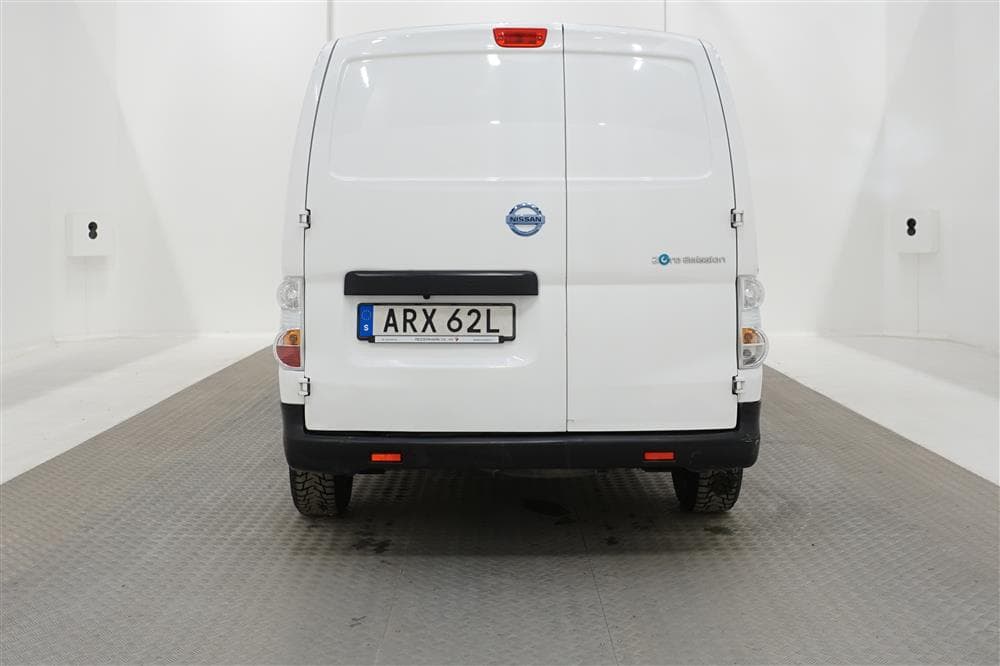Nissan e-NV200 40,0 kWh Aut 109hk El-Skåpbil Kamera Moms  