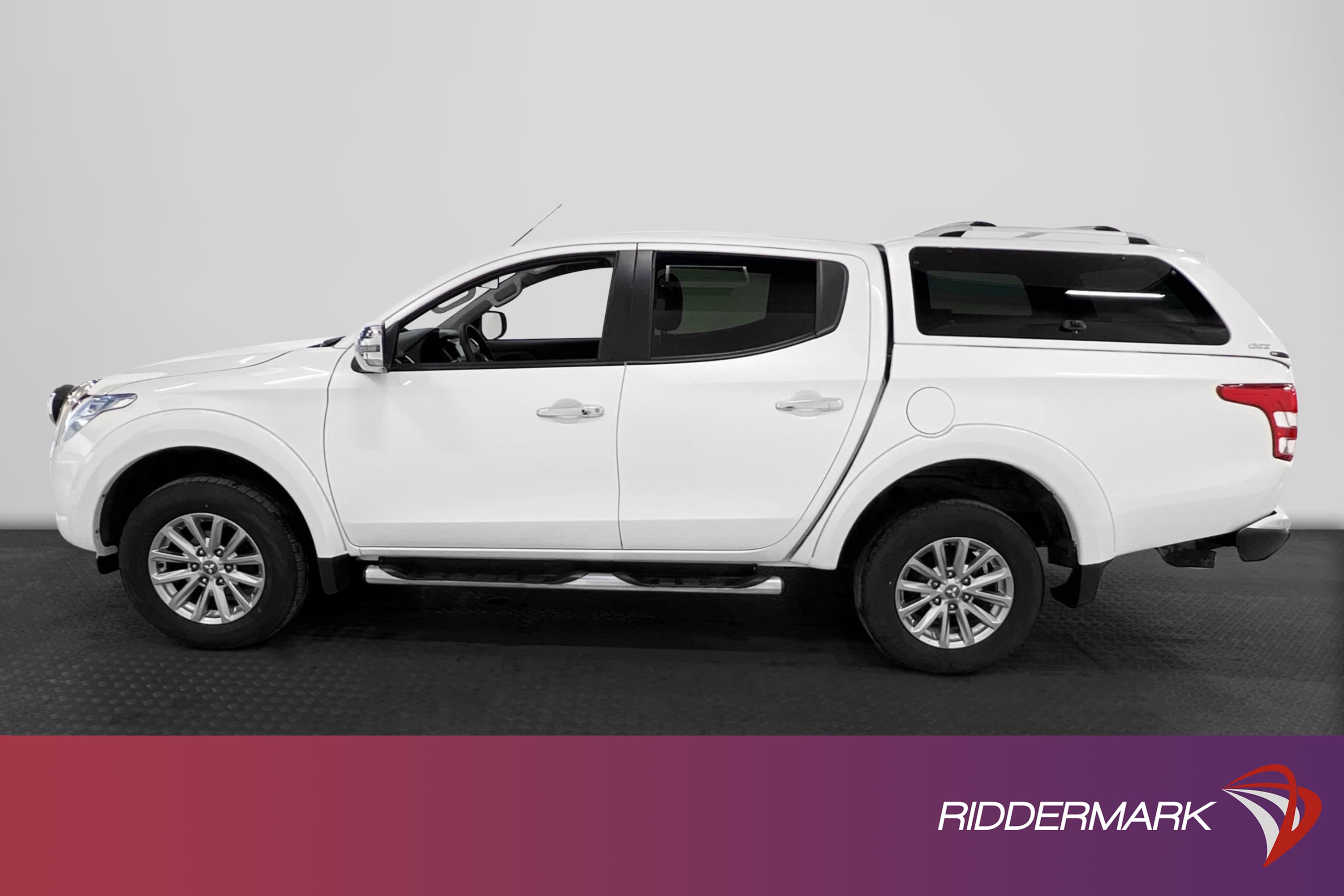 Mitsubishi L200 Business 2.4 4WD 181hk Värmare Drag Moms