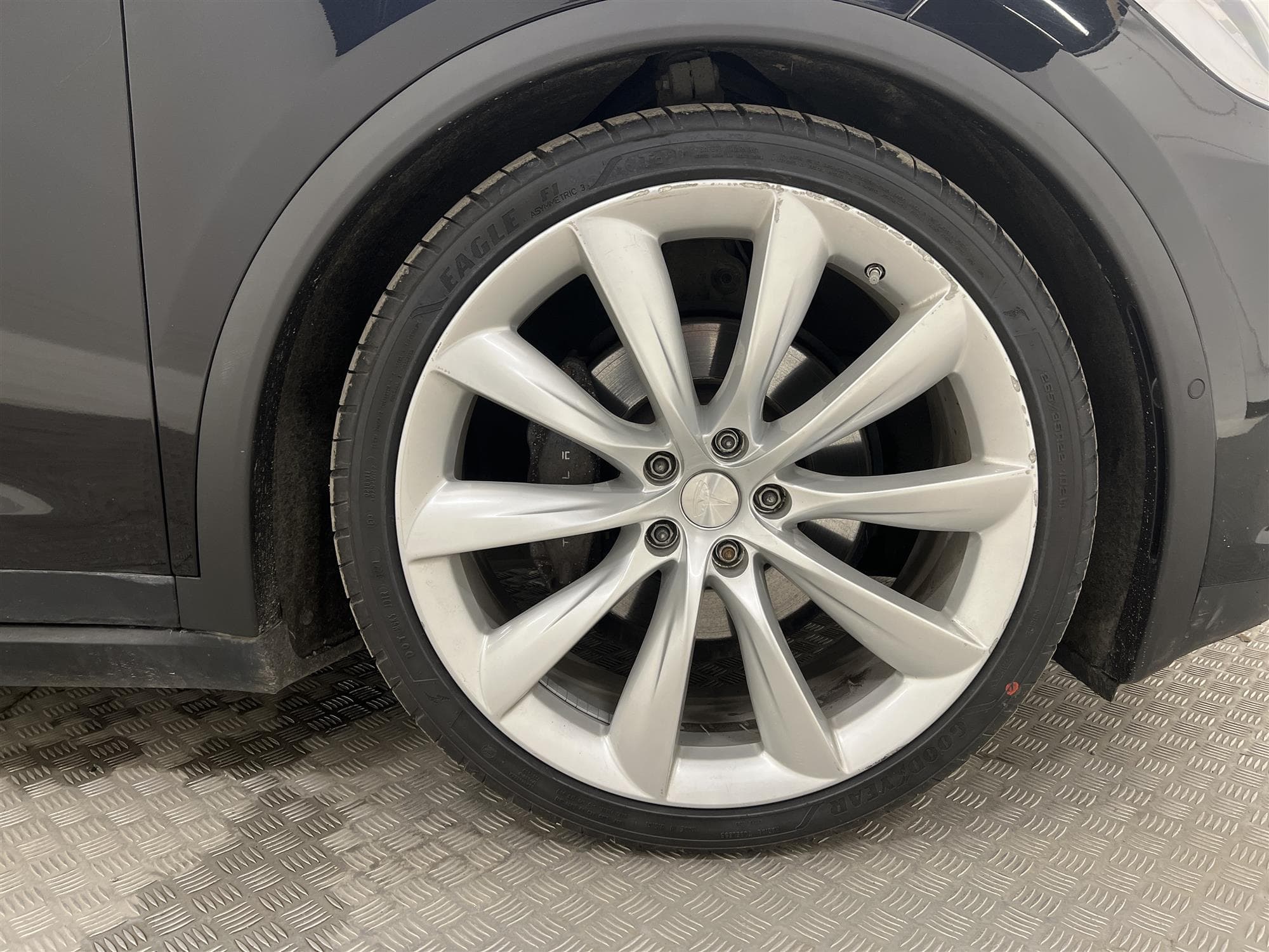 Tesla Model X 90D AWD 423hk 6Sits FRI SUPERCHARGE Drag Moms interiör