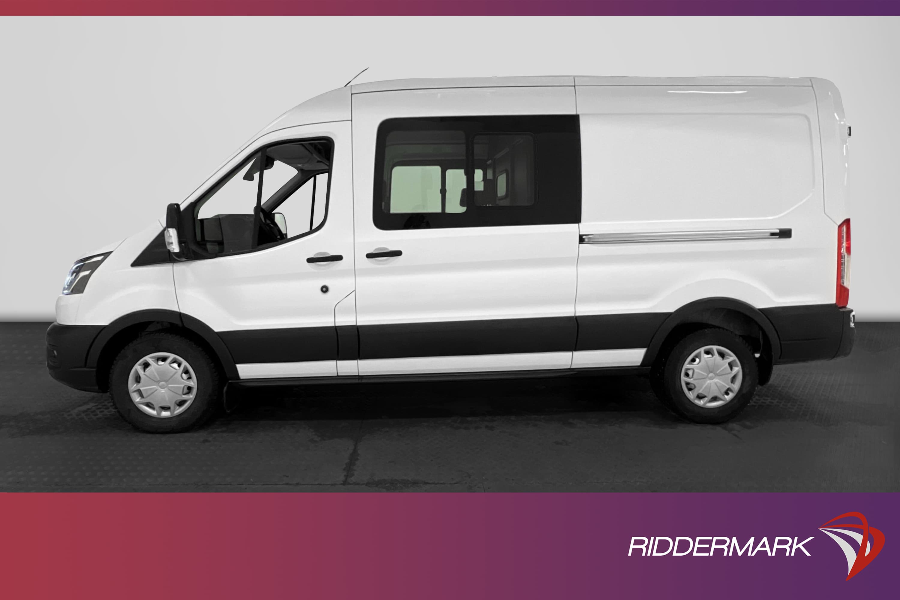 Ford Transit 350 CrewVan L3H2
