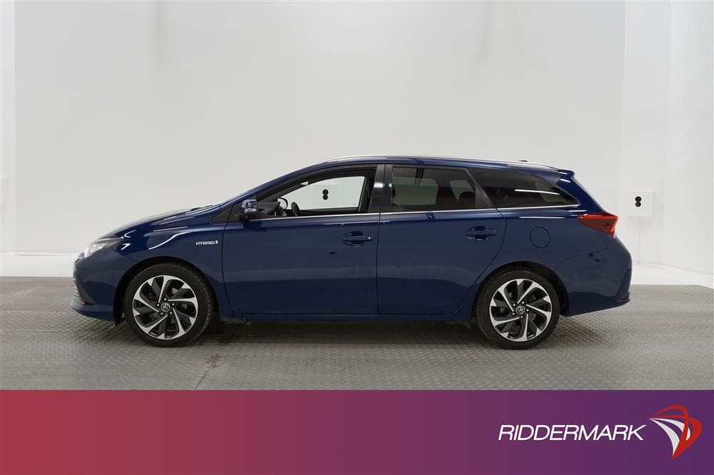 Toyota Auris 1.8 HSD Touring Sports 136hk