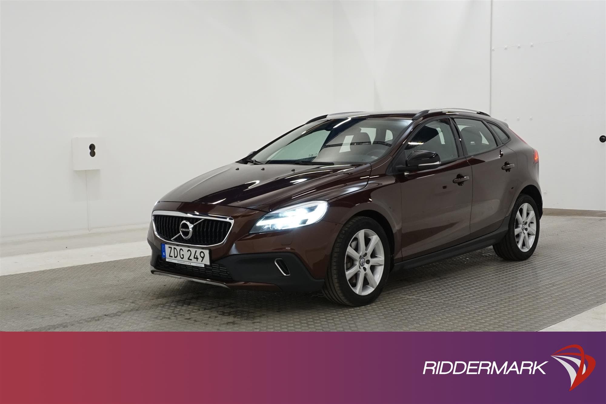 Volvo V40 Cross Country D2 120hk