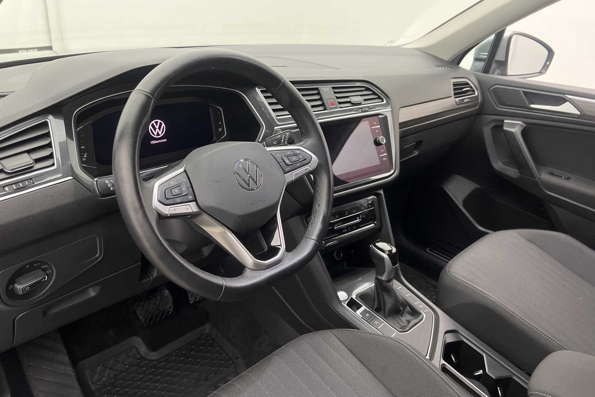 Volkswagen Tiguan Allspace 7-sätes TSI 150hk Värmare Drag
