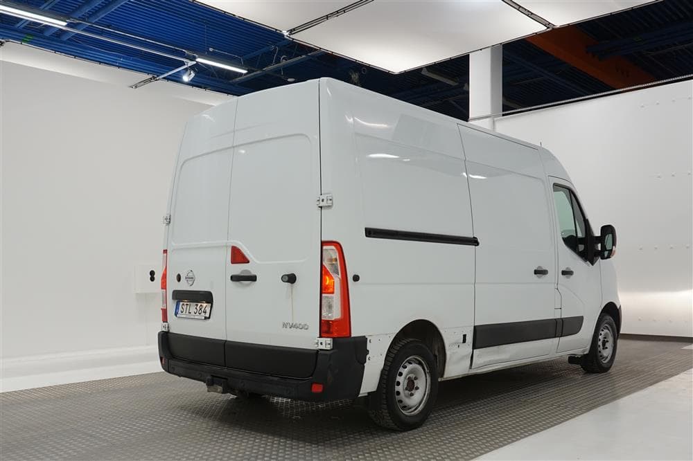 Nissan NV400 2.3 145hk Eu6 L2H2 V-Inredd Värmare Moms 