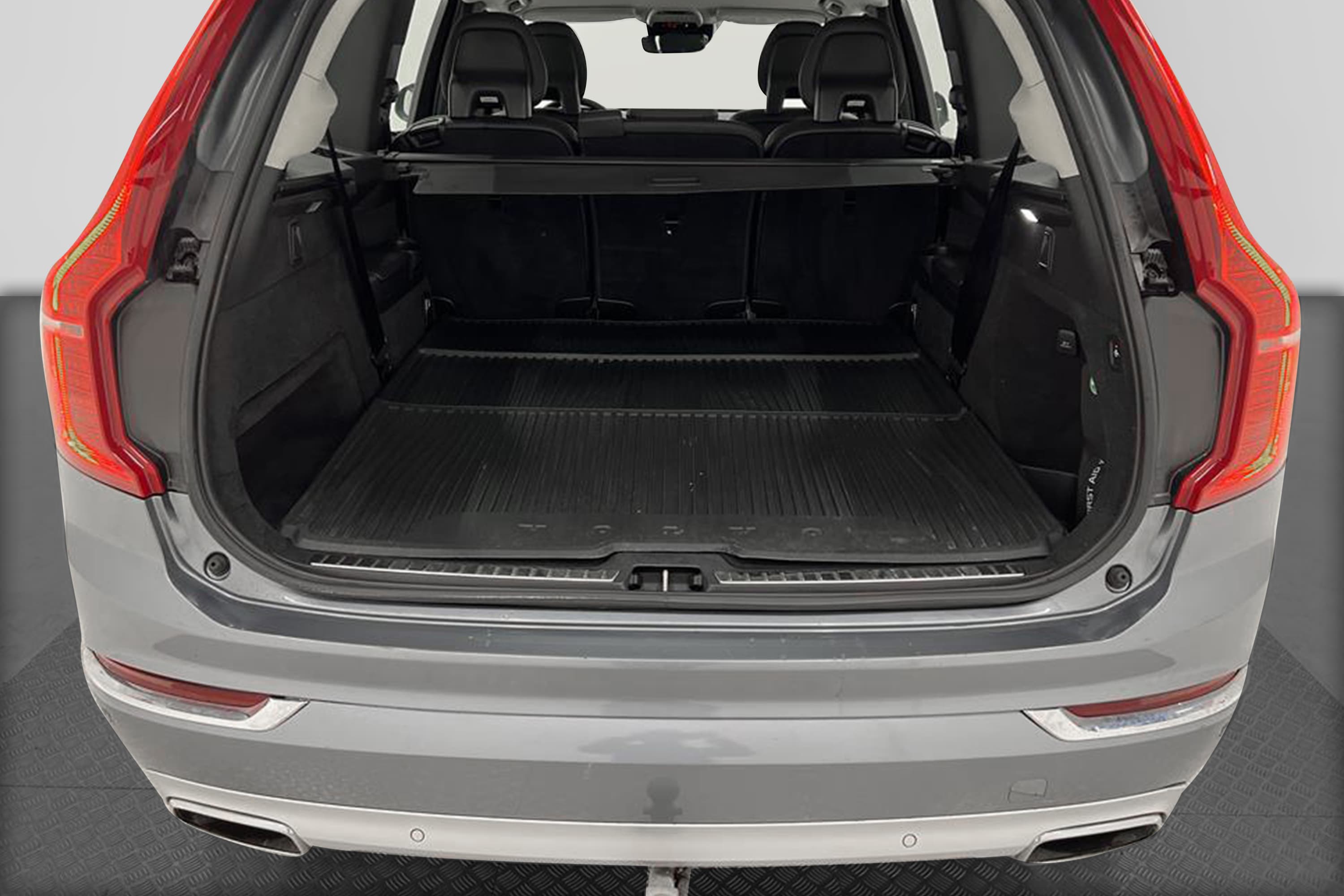 Volvo XC90 T5 AWD 250hk Inscription 7-sits Värmare Kamera  interiör