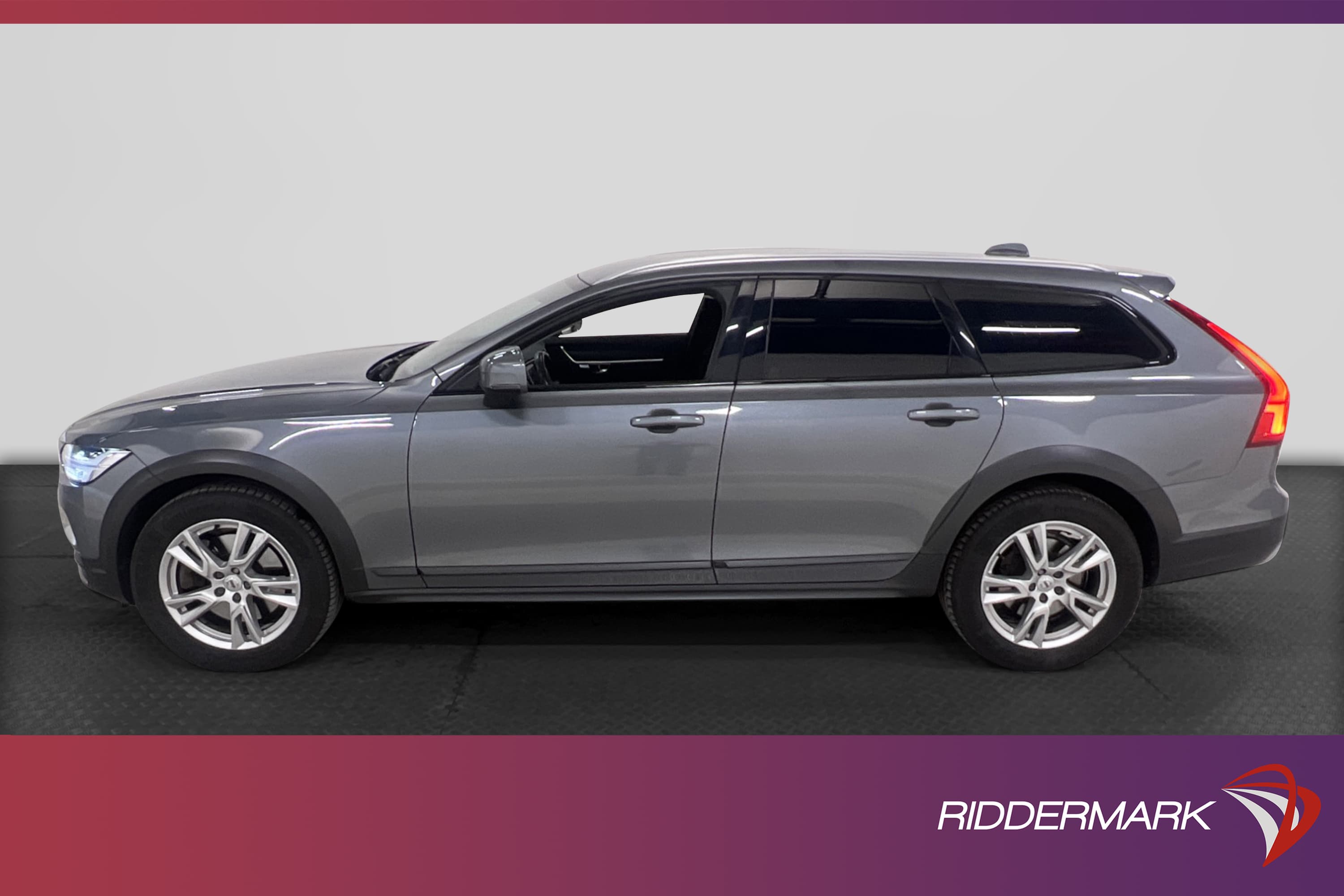 Volvo V90 Cross Country D4 AWD 190hk