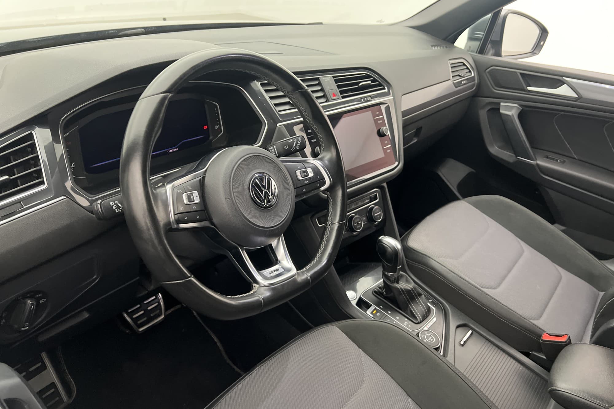 Volkswagen Tiguan Allspace 4M Full R-Line D-Värm Kamera Drag