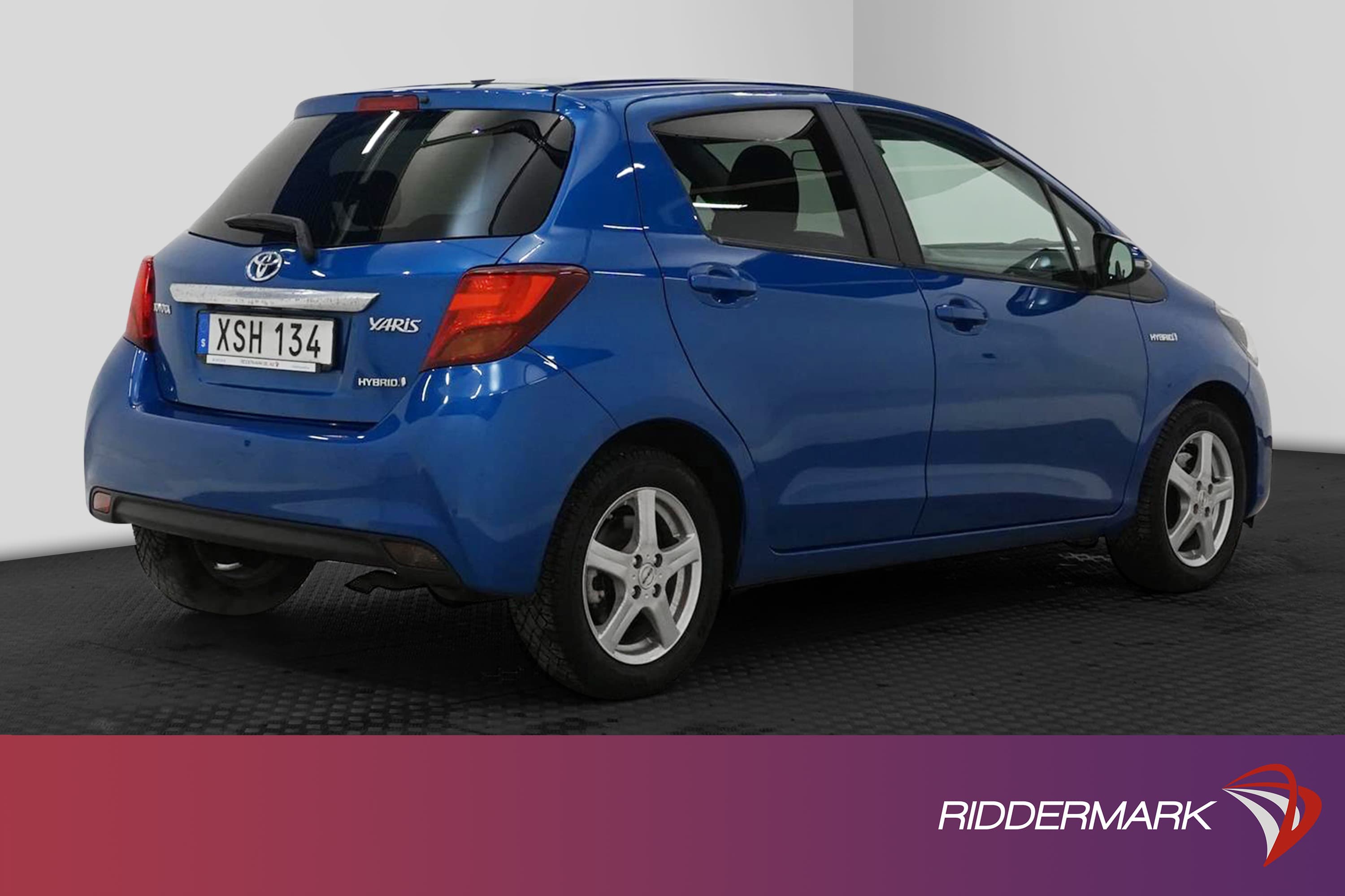 Toyota Yaris Hybrid 101hk M-Värmare B-Kam Navi 0,33L/mil