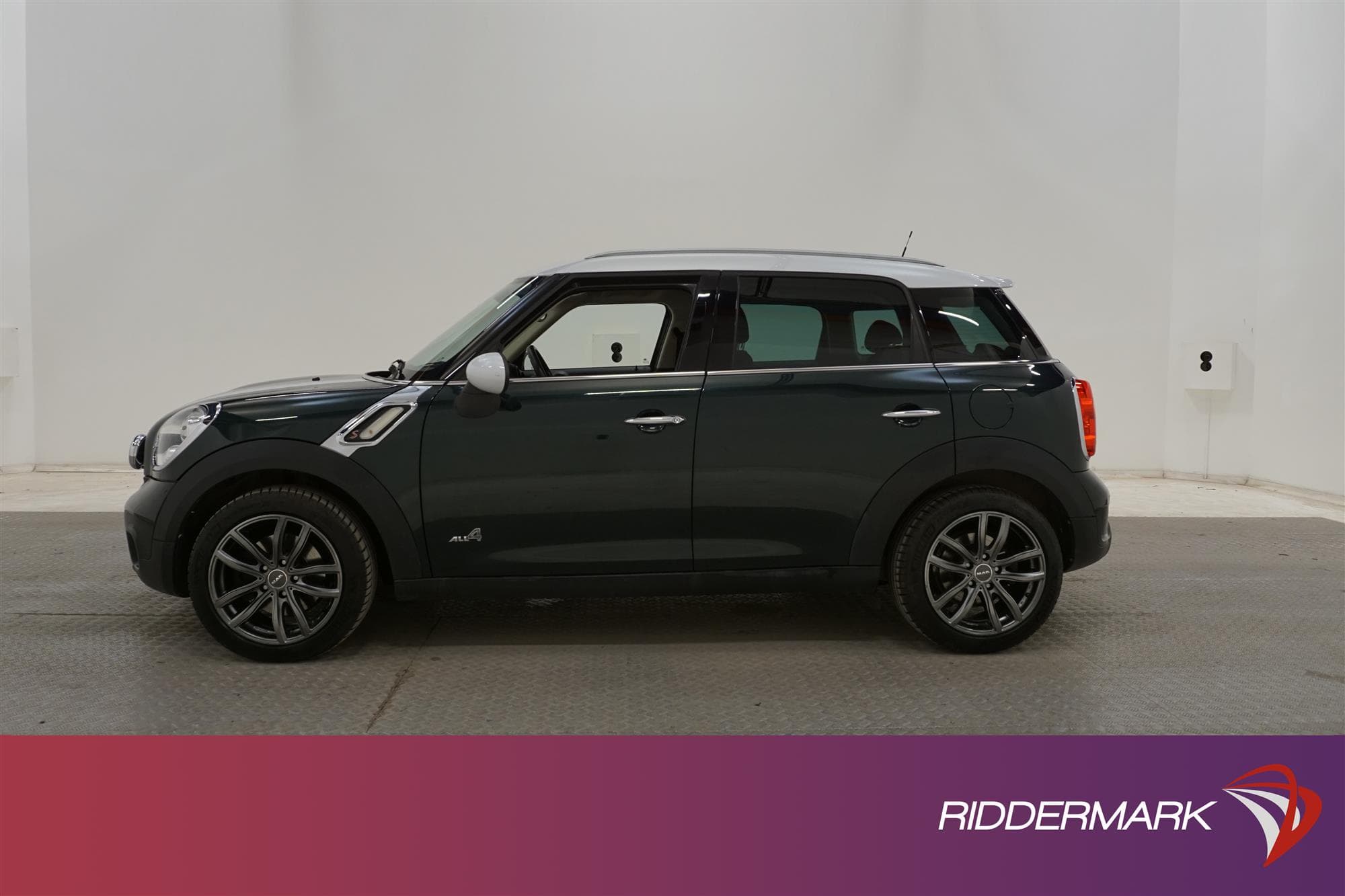 MINI Cooper S ALL4 Countryman 