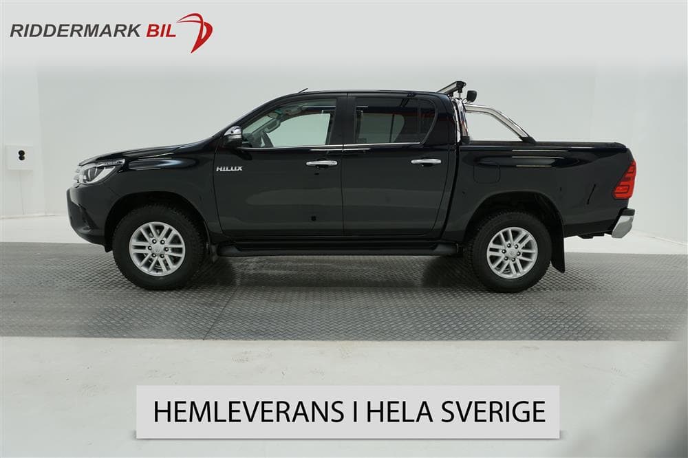 Toyota Hilux Premium 2.4 AWD Aut 150hk Drag Värmare Moms