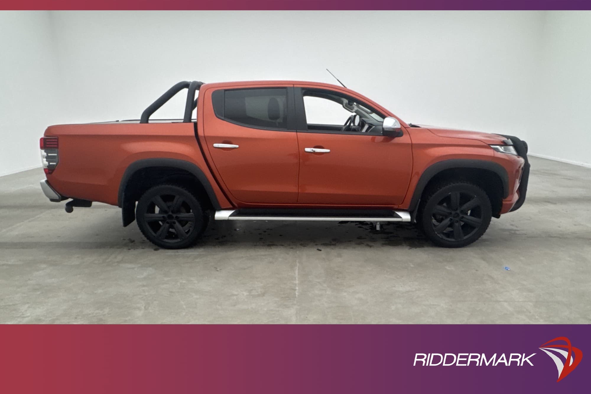 Mitsubishi L200 Premium 2.2D 4WD