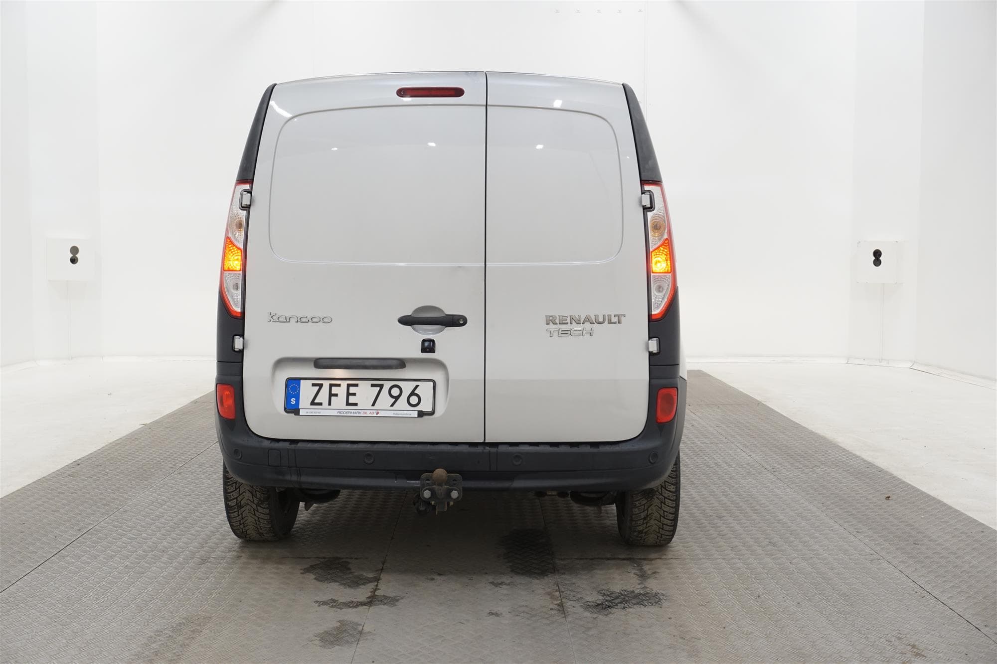 Renault Kangoo 1.5dCi Automat Drag Värmare Moms 