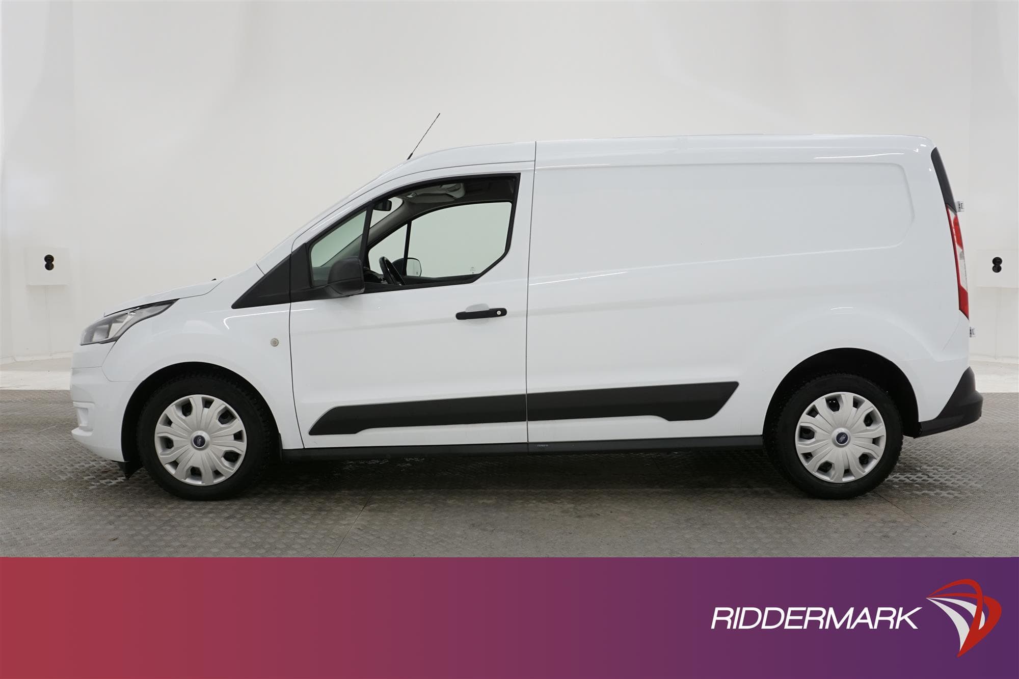 Ford Transit Connect 1.5Eco Automat LWB Drag Värmare Moms  