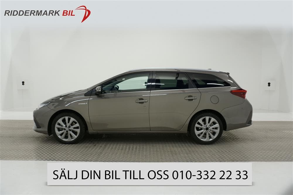 Toyota Auris 1.8 Sports Hybrid 99hk