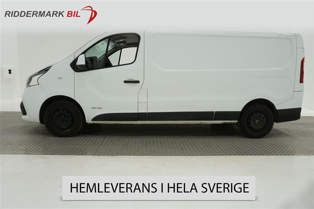 Nissan NV300