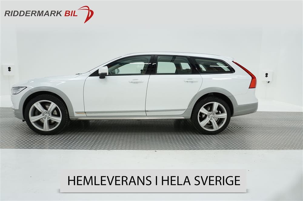 Volvo V90 Cross Country