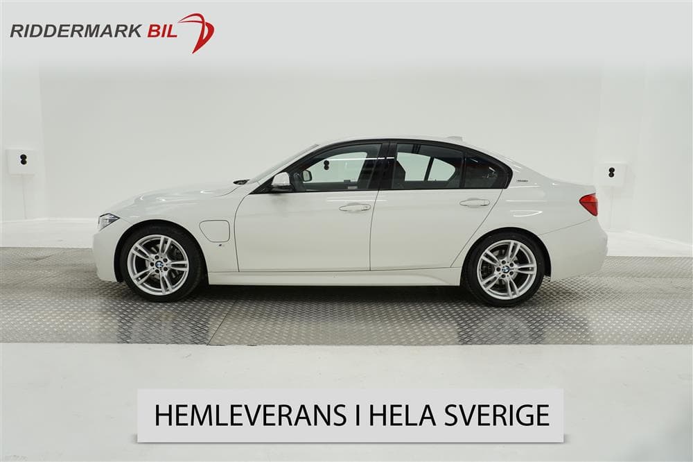 BMW 330e