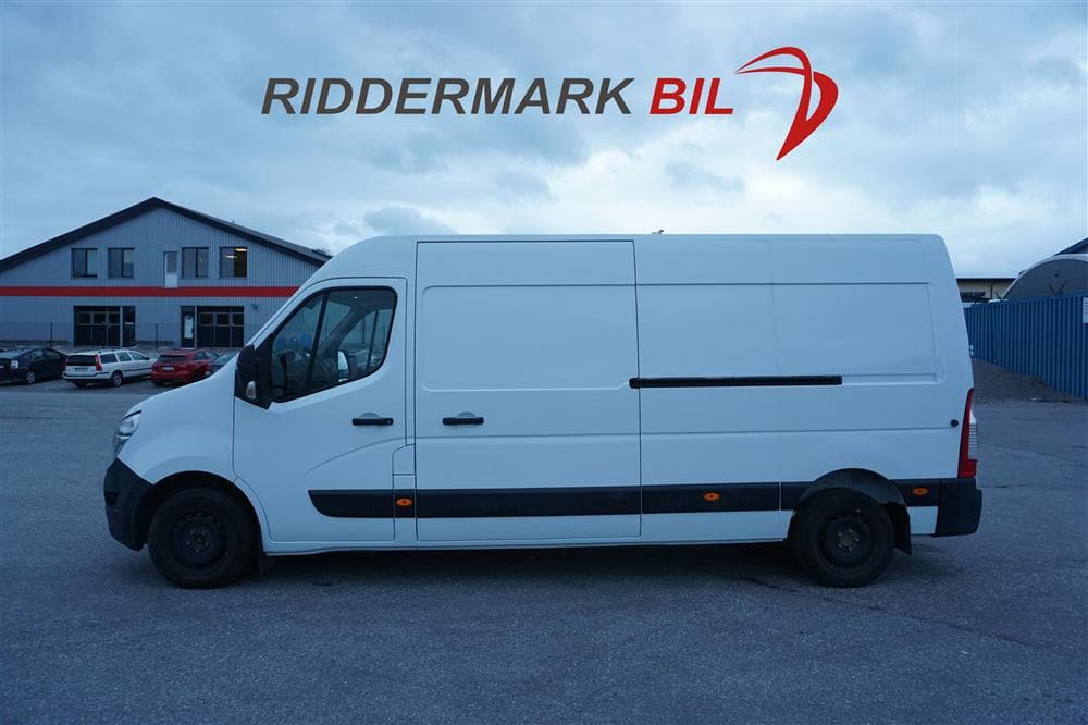 Nissan NV400