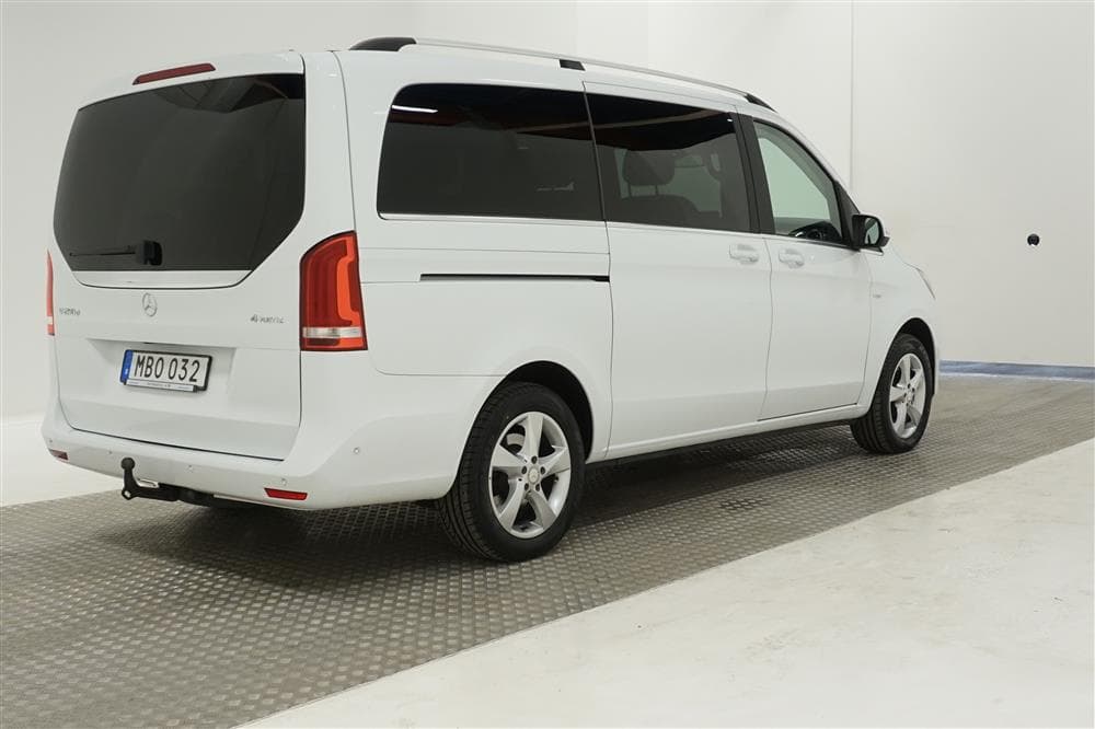 Mercedes V