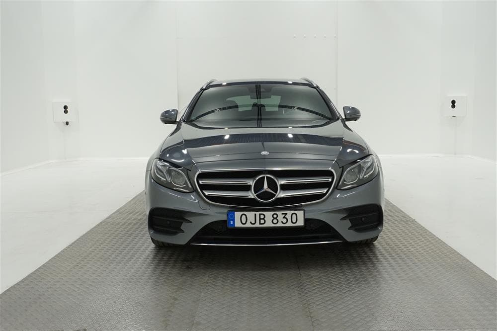 Mercedes E