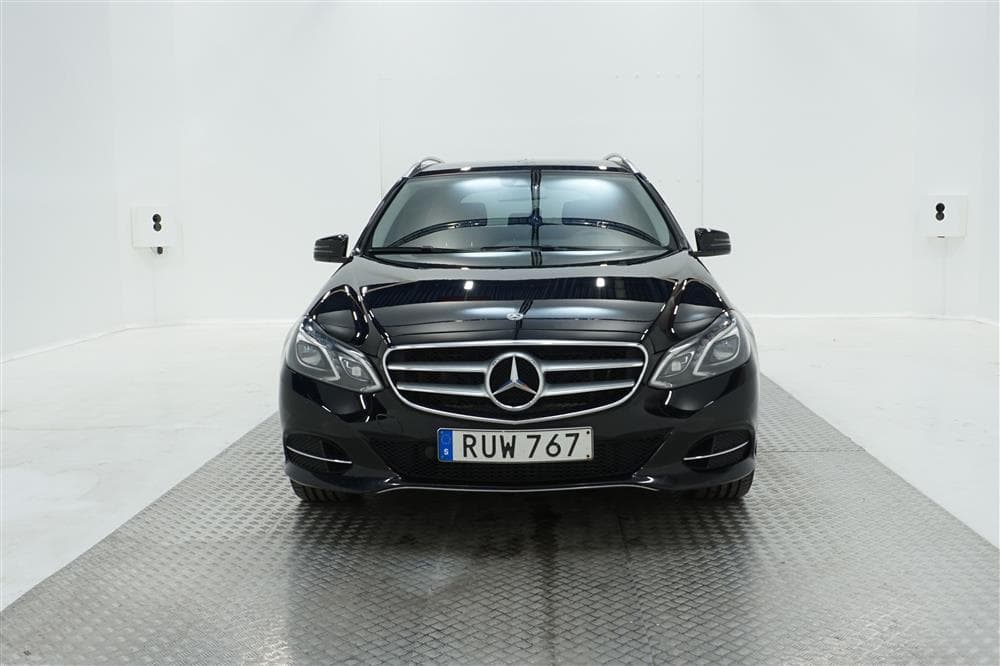 Mercedes E