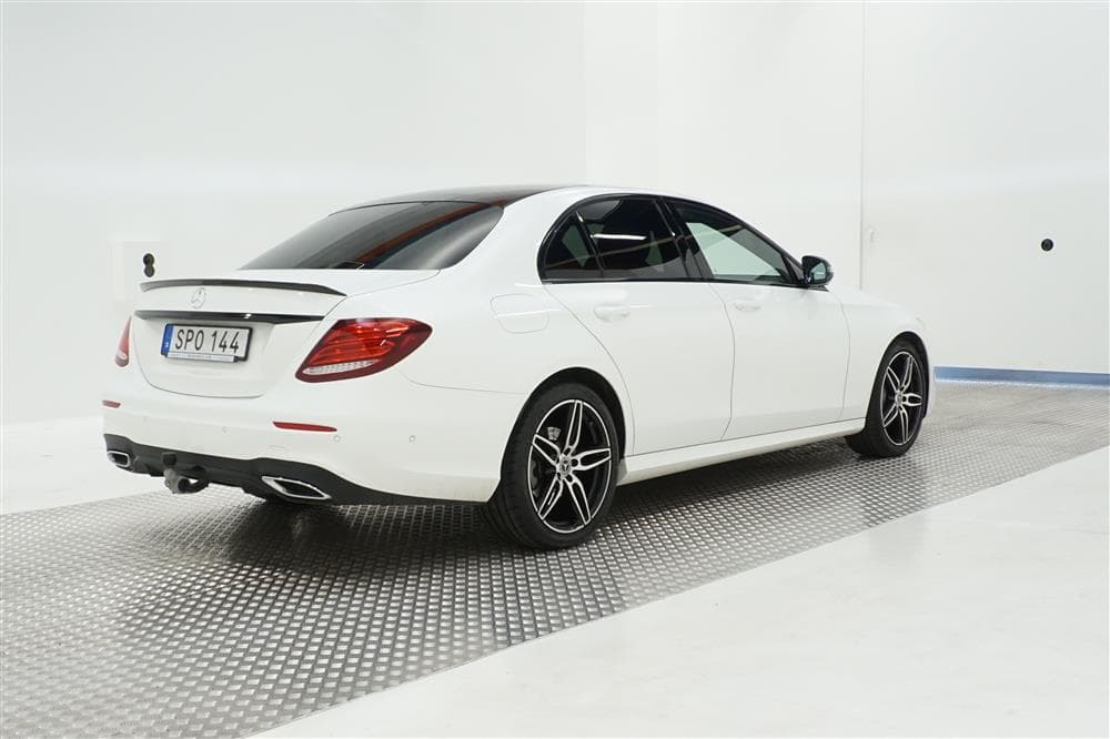 Mercedes E