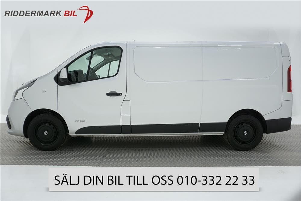 Nissan NV300