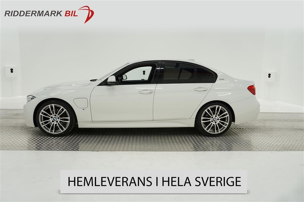 BMW 330e