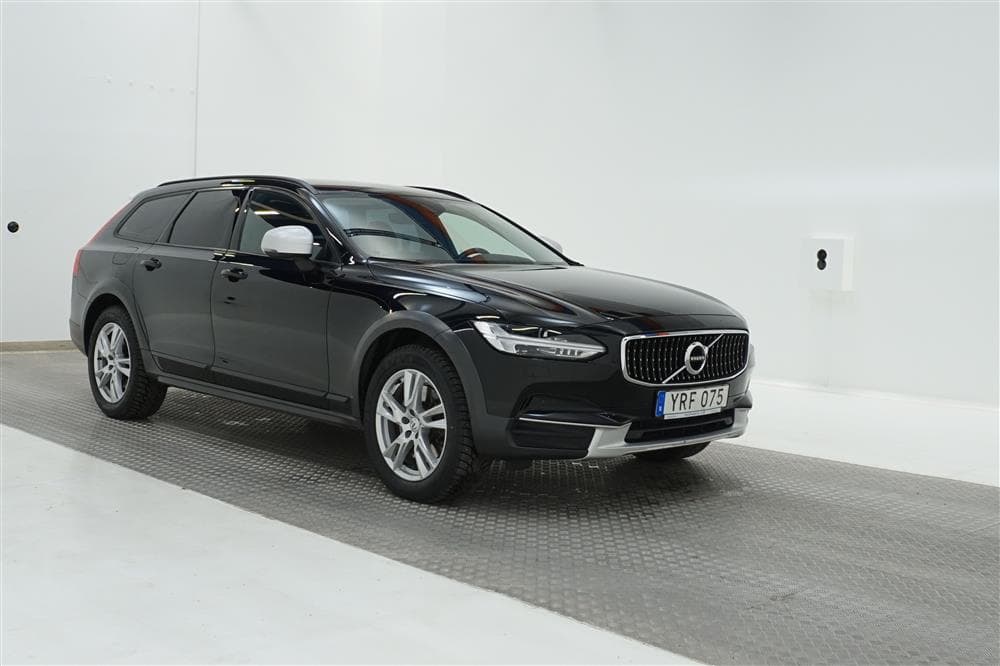 Volvo V90 Cross Country