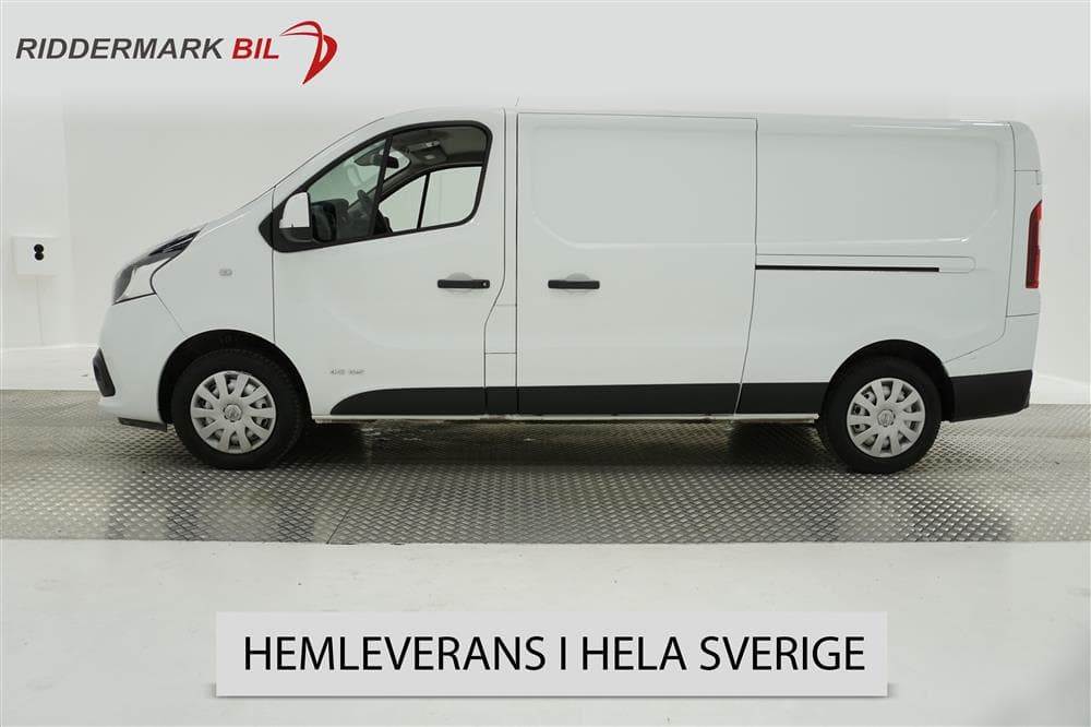 Nissan NV300