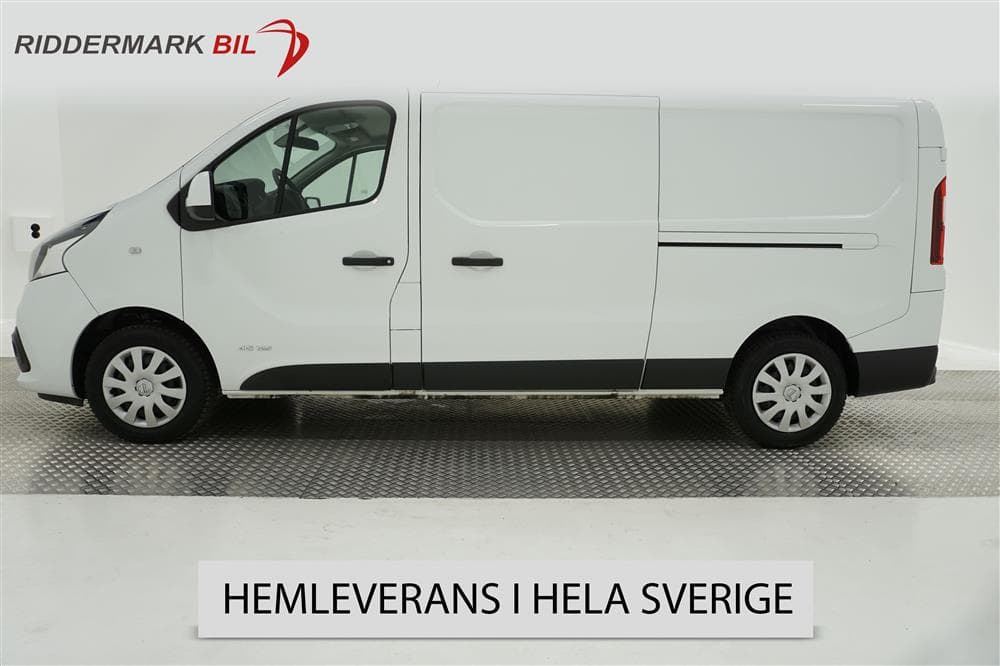 Nissan NV300