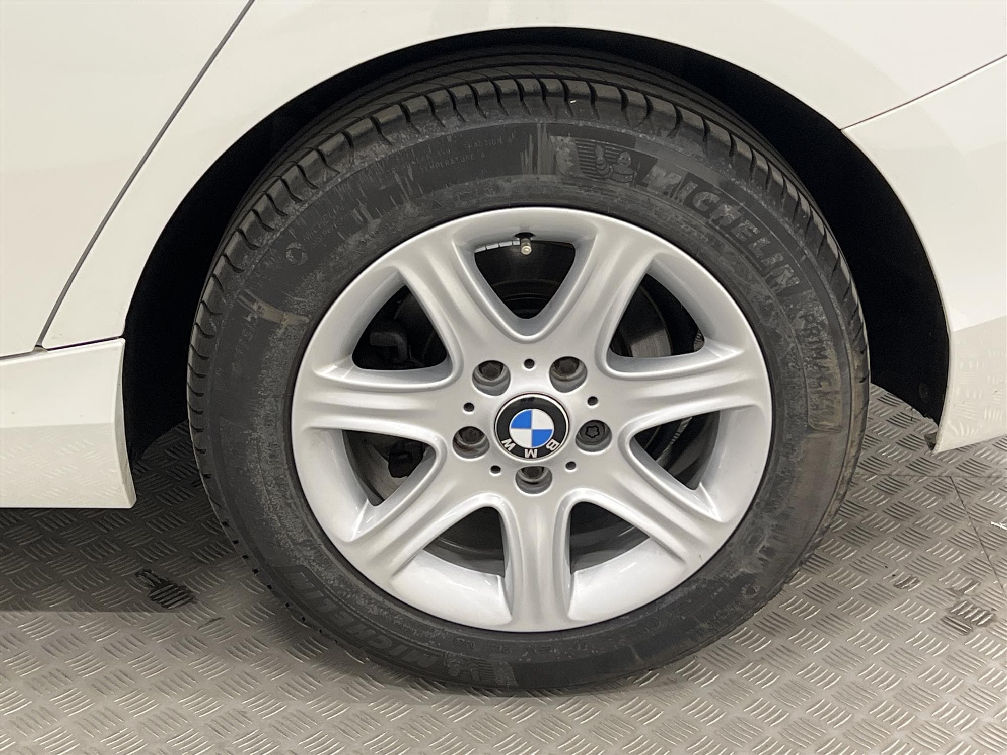 BMW 116d 116hk Sport line Välservad 1103kr Skatt 0,41L/mil