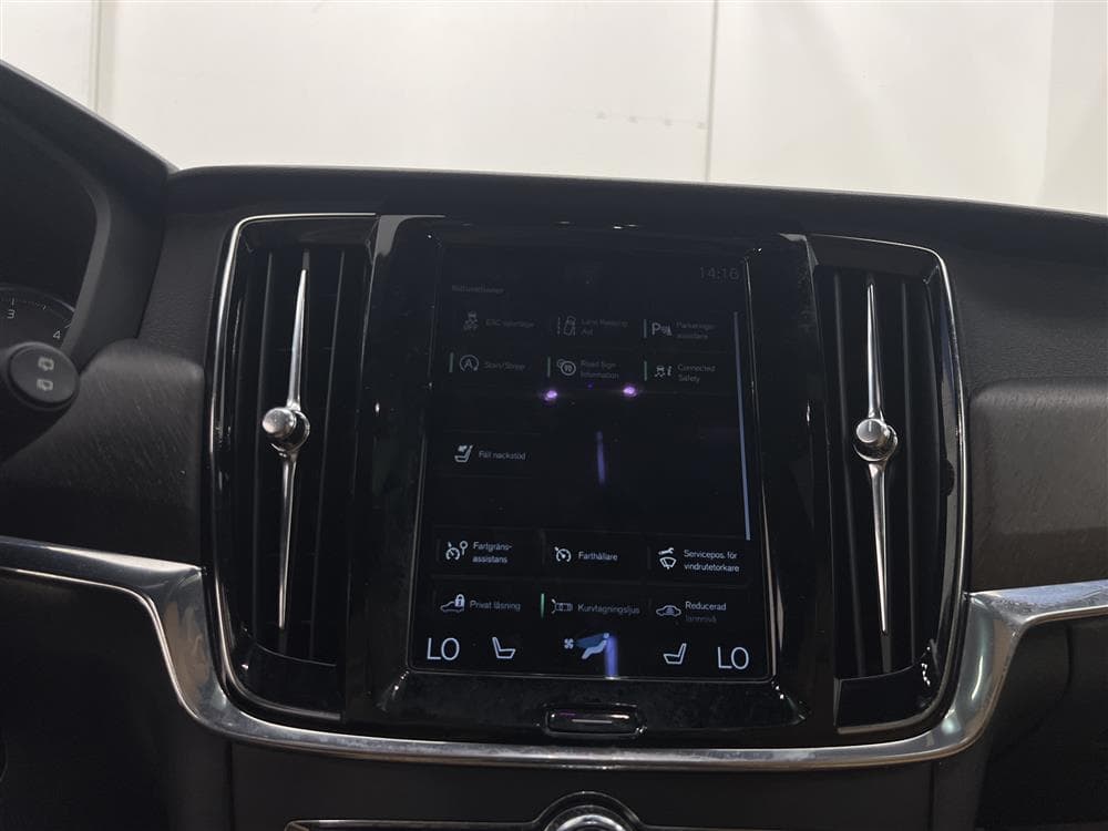 Volvo V90 Cross Country D4 AWD Pro Pano D-Värme VOC Skinninteriör