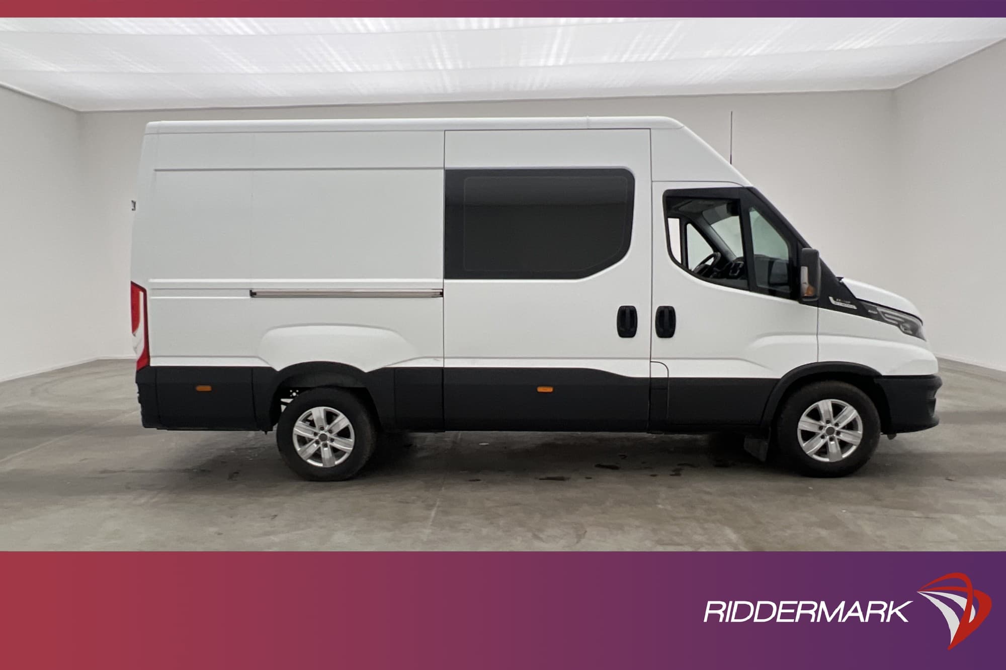 Iveco Daily 35 Dubbelhytt L3H2