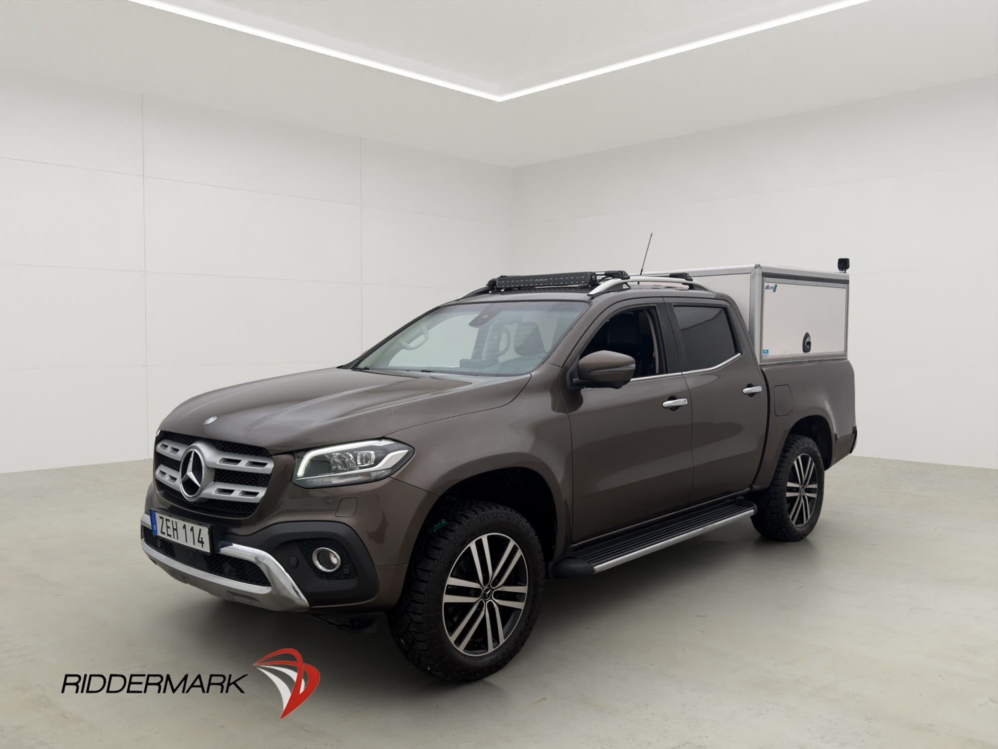 Mercedes-Benz X 250