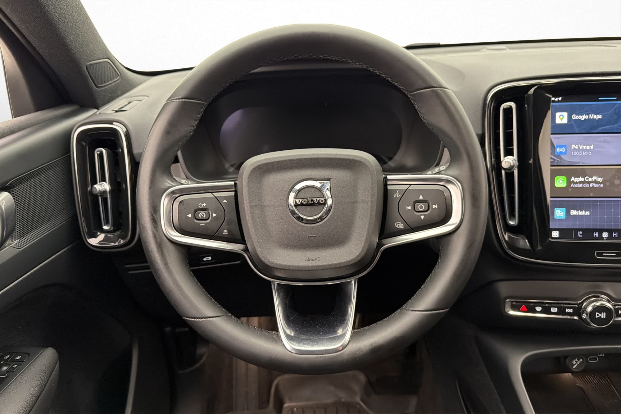 Volvo XC40 Recharge Twin motor Core Kamera Värmare Navi MOMS