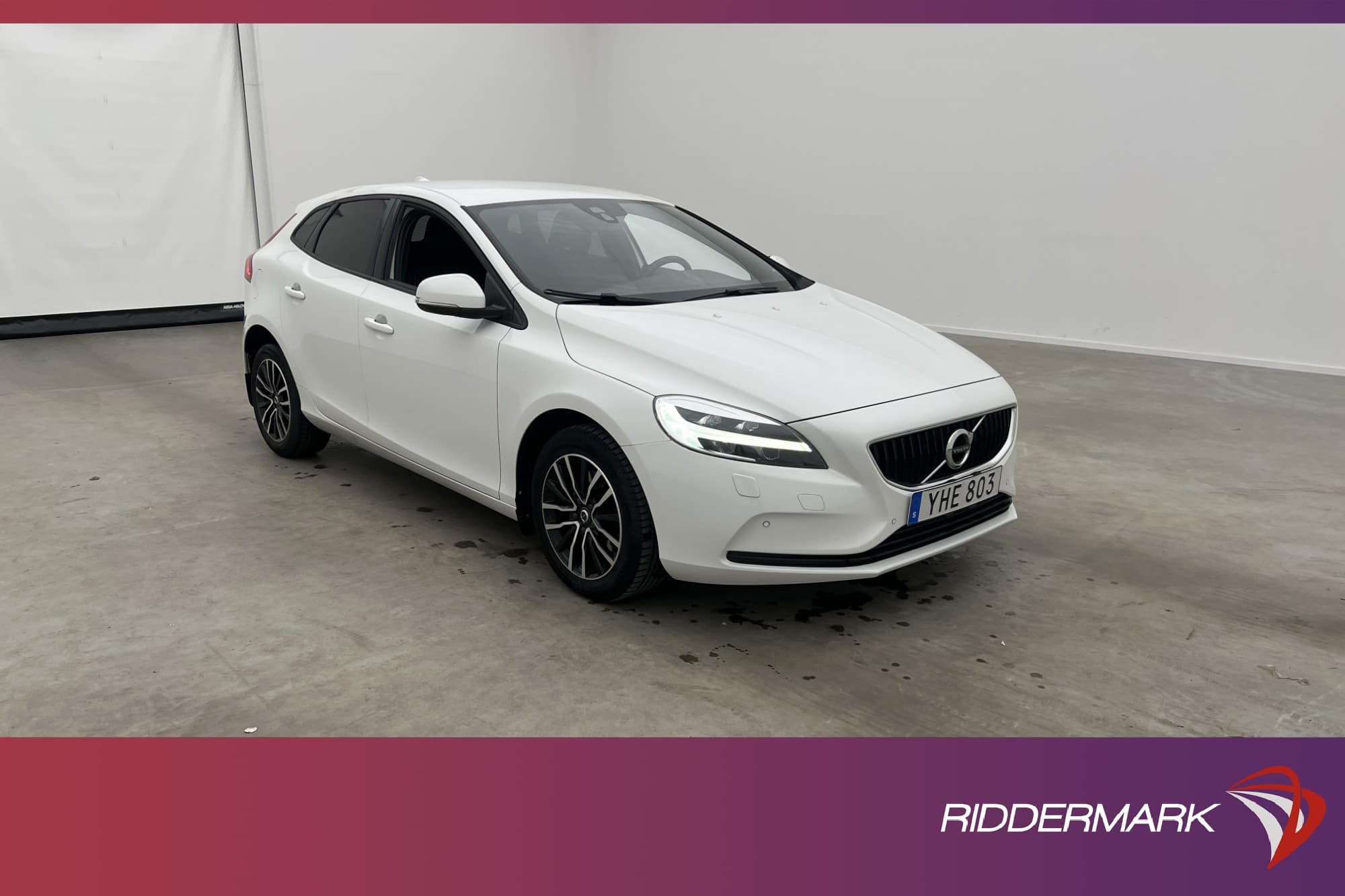 Volvo V40 T2