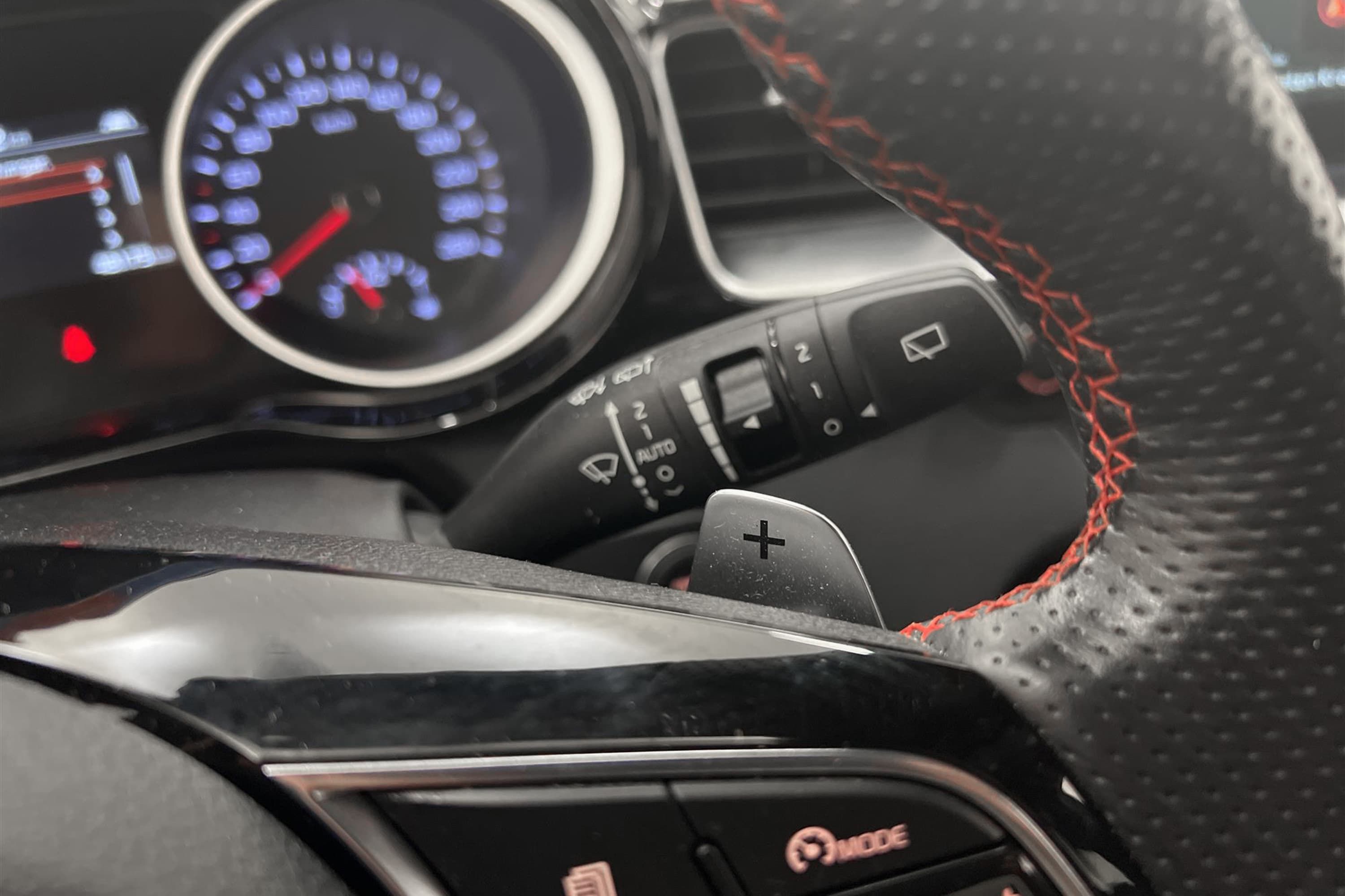 Kia ProCeed GT 1.6  204hk GT Line Navi B-Kam Skinn/Alcantara