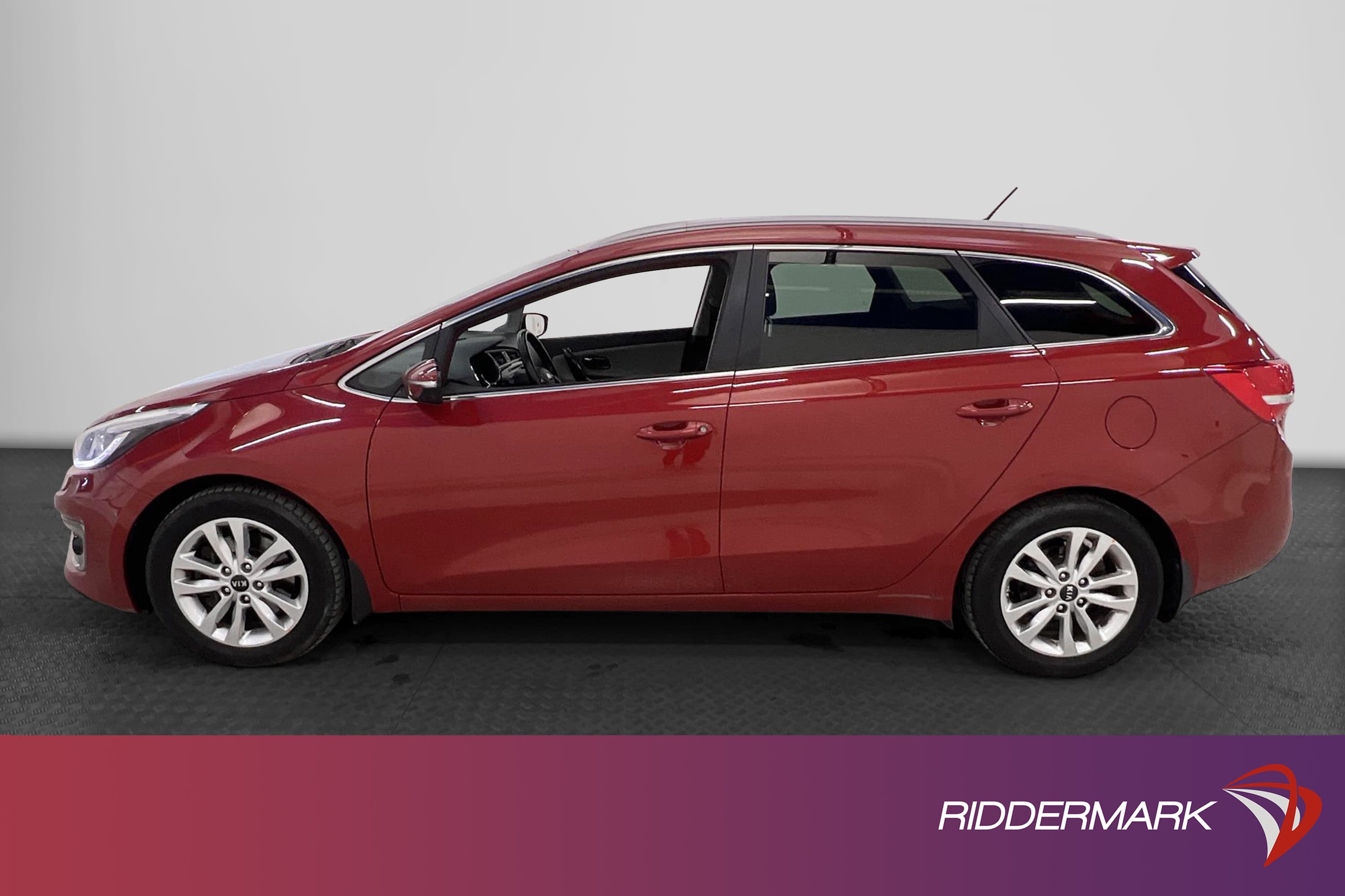 Kia Ceed SW 1.6 GDI 135hk 1 Brukare  Dragkrok Rattvärme PDC