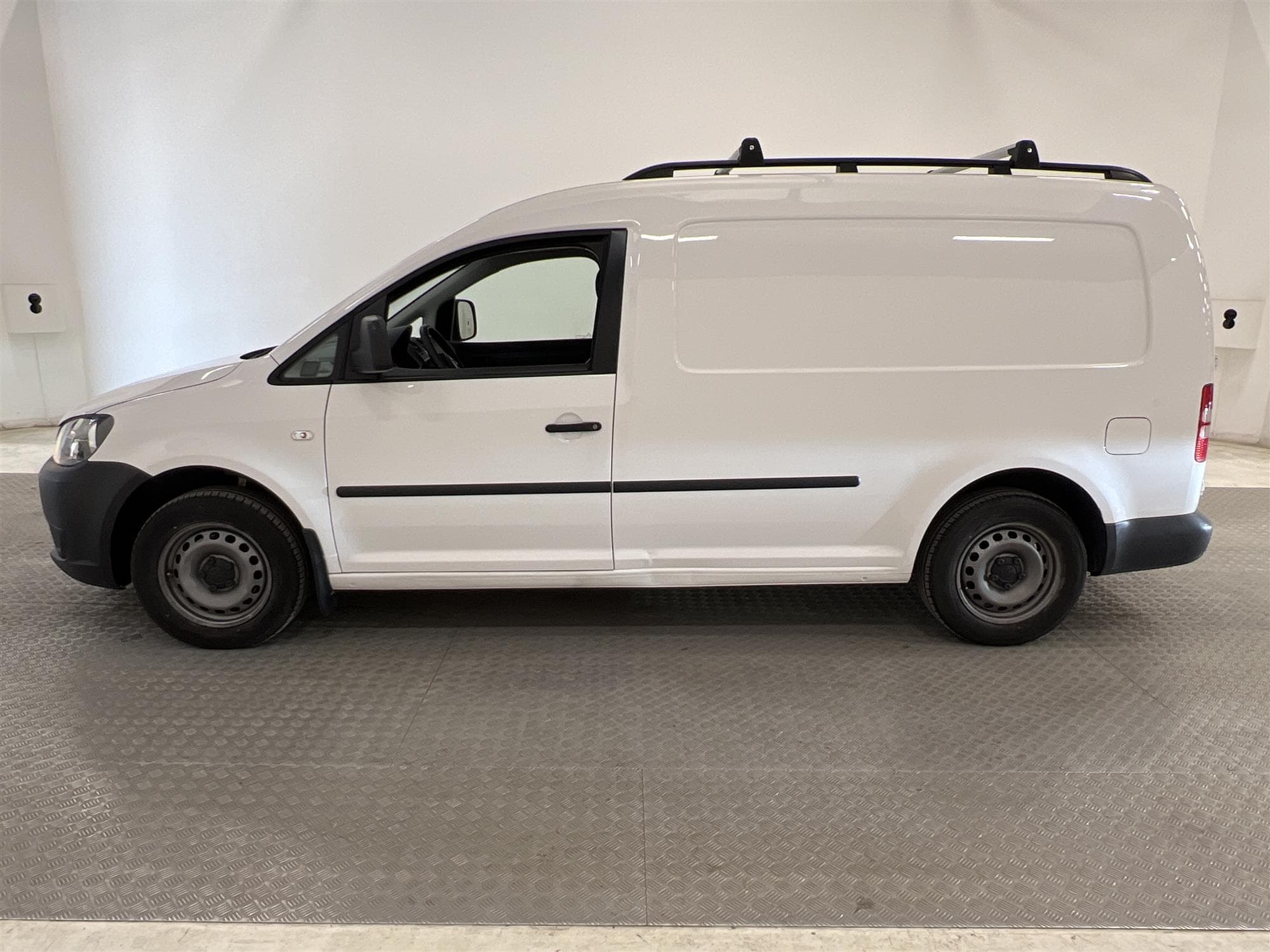 Volkswagen Caddy Maxi 1.6TDI V-inredd Dragkrok Värmare Moms