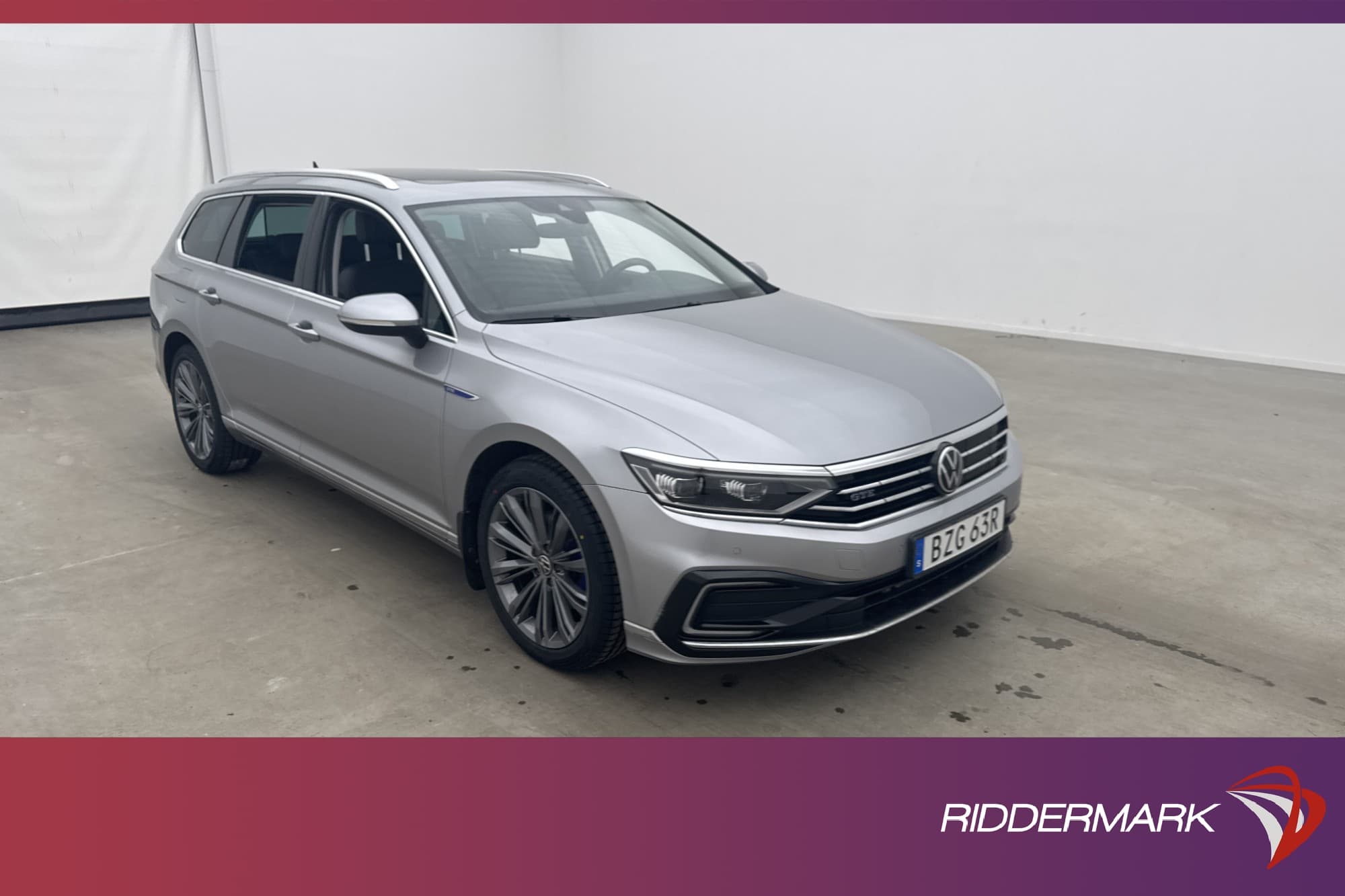 Volkswagen Passat GTE 218hk